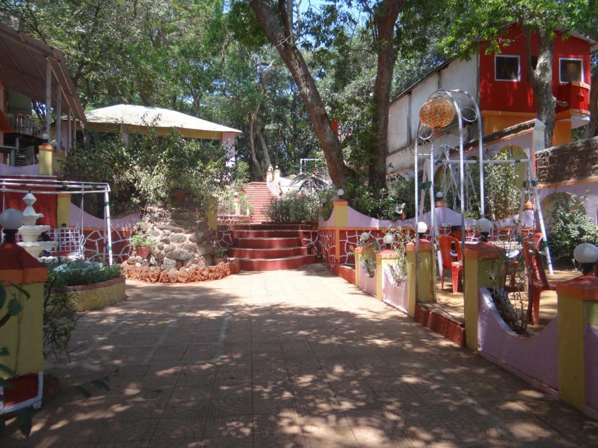 Green Hill Resort Matheran Esterno foto