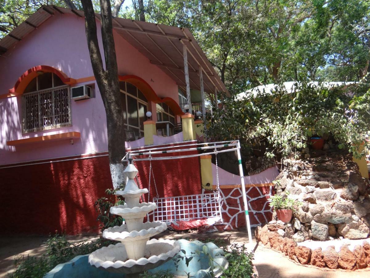 Green Hill Resort Matheran Esterno foto